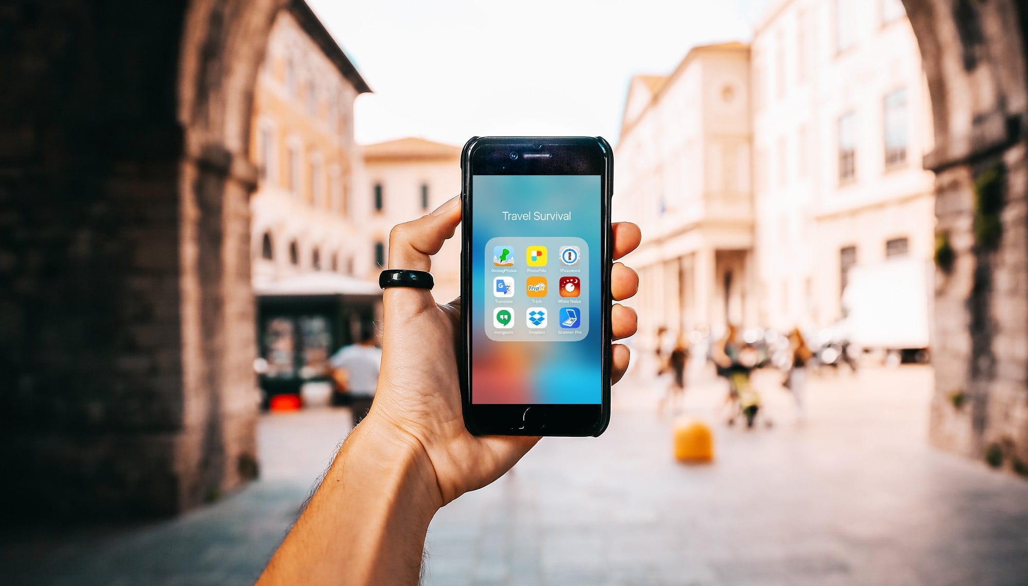 @Fstoppers: 10 Essential Travel Apps for Nomadic Photographers